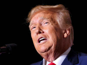 Complot postélectoral présumé - Trump jugé à partir de mars 2024 à Washington