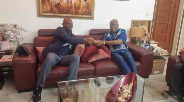 Gabon - Le président de la transition a rencontré l’ex-candidat rival de Bongo Gabon - Le président de la transition a rencontré l’ex-candidat rival de Bongo