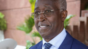 Gabon - Raymond Ndong Sima, opposant à Ali Bongo, nommé premier ministre de transition Gabon - Raymond Ndong Sima, opposant à Ali Bongo, nommé premier ministre de transition