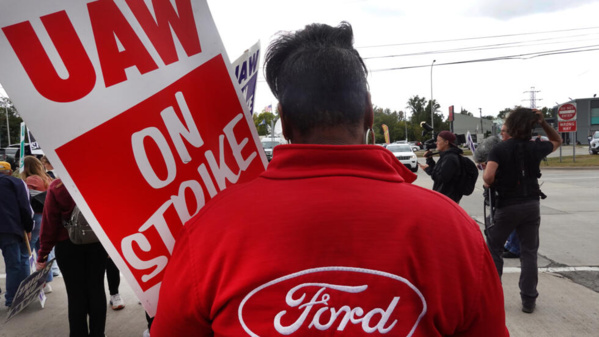 Etats-Unis: la grève dans l'automobile s'étend, quelque 25.000 employés à l'arrêt