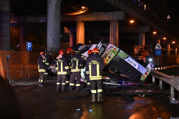 Venise - Au moins 21 morts après qu’un bus soit tombé d’un pont