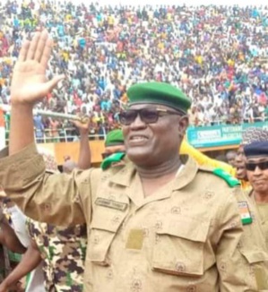 Le ministre de l'Intérieur, général de brigade Mohamed Toumba Le ministre de l'Intérieur, général de brigade Mohamed Toumba