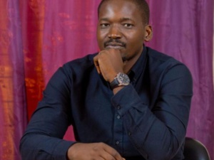 Aliou Sané, leader du mouvement Y en a marre et vice-coordonnateur du F24 Aliou Sané, leader du mouvement Y en a marre et vice-coordonnateur du F24