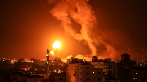 Israël lance "l'enfer sur terre" : combats au sol et bombardements massifs dans Gaza coupé du monde Israël lance "l'enfer sur terre" : combats au sol et bombardements massifs dans Gaza coupé du monde