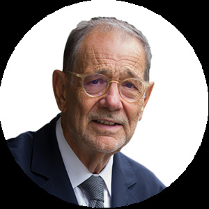 L'Espagnol Javier Solana, ancien secrétaire général de l'OTAN L'Espagnol Javier Solana, ancien secrétaire général de l'OTAN