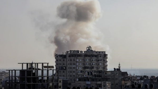 Deux personnes tuées dans un bombardement israélien visant l'entrée d’un hôpital d'enfants à Gaza Deux personnes tuées dans un bombardement israélien visant l'entrée d’un hôpital d'enfants à Gaza