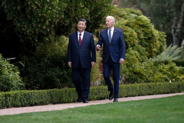 Biden et Xi renouent le dialogue, mais exposent leurs différends