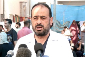Le docteur Mohammed Abou Salmiya aux mains des forces israéliennes Le docteur Mohammed Abou Salmiya aux mains des forces israéliennes