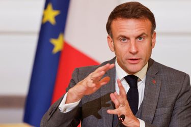Sa stratégie 'brouillée', Macron hausse le ton sur "l'objectif" de guerre israélien