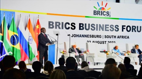 Cinq nouveaux pays rejoignent officiellement les BRICS, l'Argentine décline Cinq nouveaux pays rejoignent officiellement les BRICS, l'Argentine décline