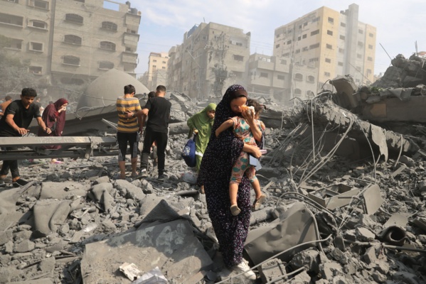 Le ministère de la Santé de Gaza déplore un nouveau bilan de 22 438 morts dont 70% de femmes et d'enfants