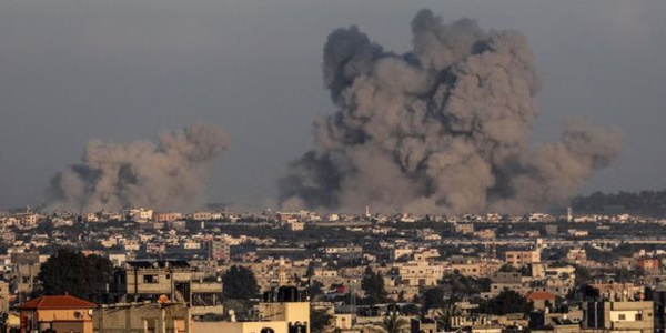 Gaza: entre bombes et internet coupée Gaza: entre bombes et internet coupée