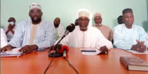 La Ligue des imams et prédicateurs du Sénégal sans concession pour Macky Sall et la Cedeao La Ligue des imams et prédicateurs du Sénégal sans concession pour Macky Sall et la Cedeao