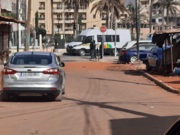 Au fond, la place de la Nation vendredi 9 février 2024 Au fond, la place de la Nation vendredi 9 février 2024
