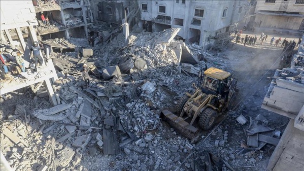 Gaza : plusieurs morts et blessés dans des bombardements israéliens visant des maisons, une école et un hôpital