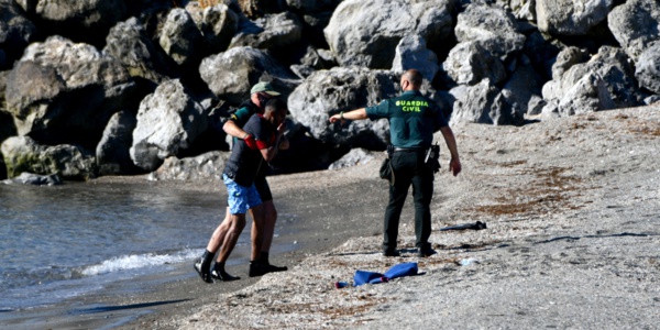 Traversée de la Manche: décès d'une fillette dans le naufrage de son embarcation