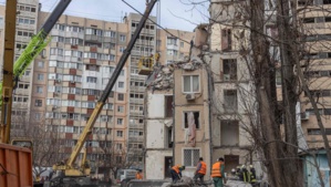 Kyiv et Moscou disent avoir abattu des dizaines de drones ennemis Kyiv et Moscou disent avoir abattu des dizaines de drones ennemis