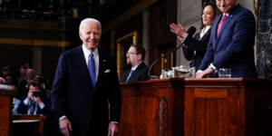 Biden vante son bilan économique et veut taxer les riches Biden vante son bilan économique et veut taxer les riches