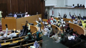 Le vote de la loi d'amnistie le 6 mars par l'assemblée nationale sénégalaise Le vote de la loi d'amnistie le 6 mars par l'assemblée nationale sénégalaise