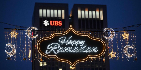 Francfort s'illumine pour le ramadan, une première pour l'Allemagne Francfort s'illumine pour le ramadan, une première pour l'Allemagne