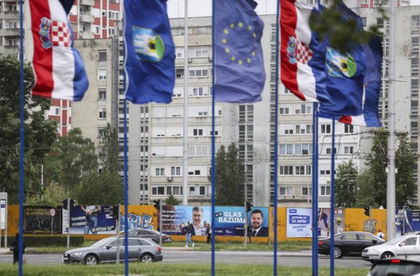 Les Croates votent après une campagne insolite et des injures en pagaille Les Croates votent après une campagne insolite et des injures en pagaille