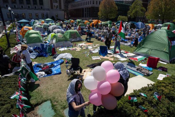 New York : Des élus américains se rendent à un campement pro-Gaza à l'Université de Columbia New York : Des élus américains se rendent à un campement pro-Gaza à l'Université de Columbia