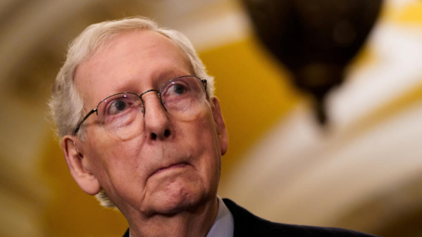 Mitch McConnell. l'un des 12 sénateurs des Etats-Unis signataires de la lettre de menace contre la Cour pénale internationale en cas de mandat d'arrêt contre Benyamin Netanyahu Mitch McConnell. l'un des 12 sénateurs des Etats-Unis signataires de la lettre de menace contre la Cour pénale internationale en cas de mandat d'arrêt contre Benyamin Netanyahu