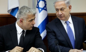 Yaïr Lapid en compagnie de Benyamin Netanyahu Yaïr Lapid en compagnie de Benyamin Netanyahu