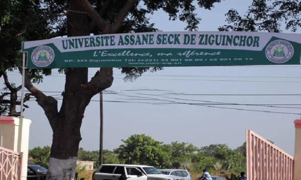 Terminer les chantiers de l’université Assane-Seck est une ‘’urgence absolue’’, selon El Hadji Abdourahmane Diouf Terminer les chantiers de l’université Assane-Seck est une ‘’urgence absolue’’, selon El Hadji Abdourahmane Diouf