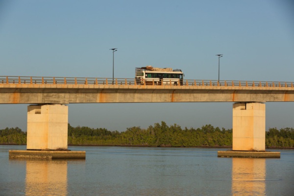 Pont sur le fleuve Gambie Pont sur le fleuve Gambie