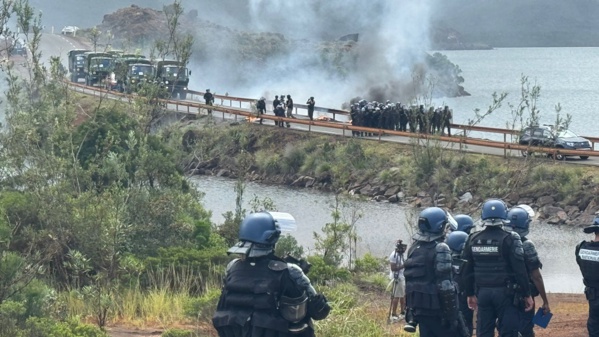 Nouvelle Calédonie : les indépendantistes exigent la libération des militants transférés en métropole française Nouvelle Calédonie : les indépendantistes exigent la libération des militants transférés en métropole française