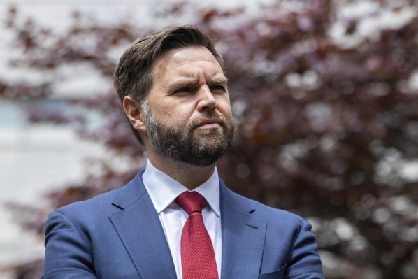 J.D. Vance, co-listier de Donald Trump pour la présidentielle américaine de novembre 2024 J.D. Vance, co-listier de Donald Trump pour la présidentielle américaine de novembre 2024