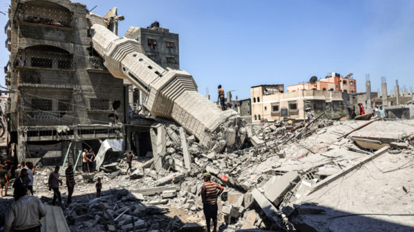 Le camp de réfugiés de Nuseirat dans le ghetto de Gaza Le camp de réfugiés de Nuseirat dans le ghetto de Gaza