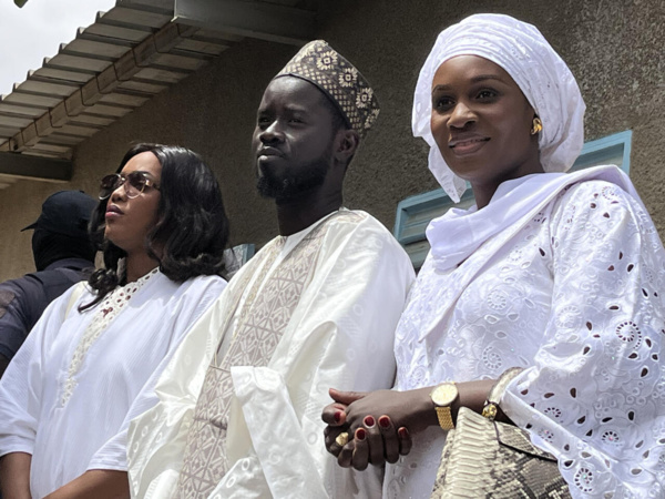 Bassirou Diomaye Faye : un salaire mensuel à 7 chiffres et marié sous le régime de la séparation de biens Bassirou Diomaye Faye : un salaire mensuel à 7 chiffres et marié sous le régime de la séparation de biens