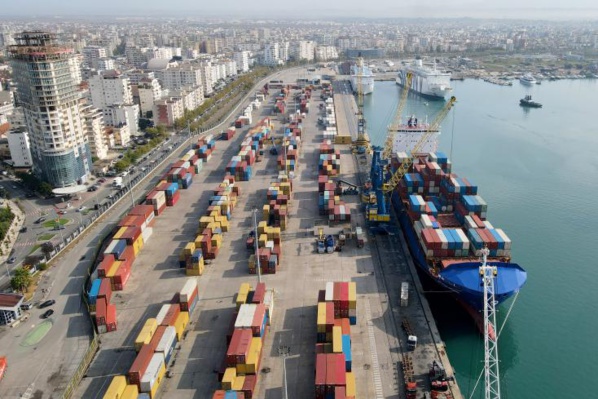 Europe - Asie - Europe : L’improbable odyssée d’une cargaison de déchets vagabonde Europe - Asie - Europe : L’improbable odyssée d’une cargaison de déchets vagabonde