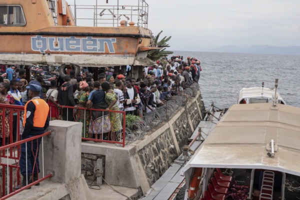 RD Congo - Au moins 78 personnes meurent dans le naufrage d’un bateau surchargé RD Congo - Au moins 78 personnes meurent dans le naufrage d’un bateau surchargé