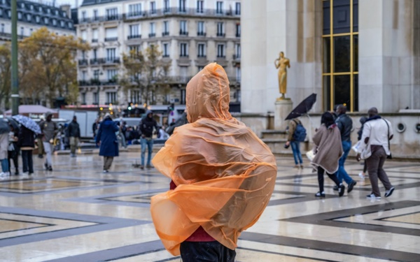 Tempête Kirk : des inondations massives à Paris, des musées sous les eaux Tempête Kirk : des inondations massives à Paris, des musées sous les eaux