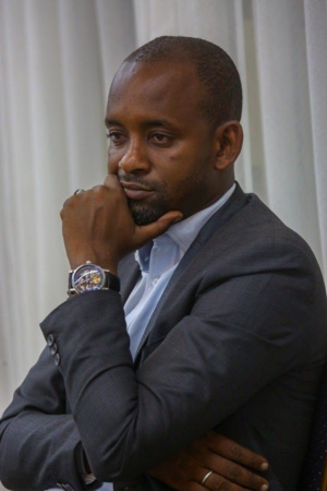 Le moment est à l’union et à la solidarité! (Par Ousmane Gandhy Ba) Le moment est à l’union et à la solidarité! (Par Ousmane Gandhy Ba)