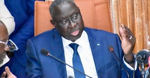 Le ministre de l'Intérieur Jean Baptiste Tine Le ministre de l'Intérieur Jean Baptiste Tine