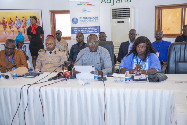 Le ministre Cheikh Tidiane Dièye veut une pérennisation des Concertations nationales sur l’eau et l’assainissement Le ministre Cheikh Tidiane Dièye veut une pérennisation des Concertations nationales sur l’eau et l’assainissement