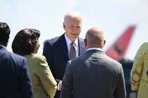 "Une révolution": Biden défend un investissement emblématique en Angola "Une révolution": Biden défend un investissement emblématique en Angola