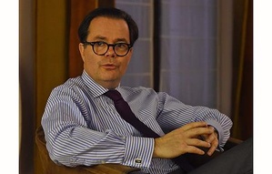 Stéphane Romatet, ambassadeur de France en Algérie. Stéphane Romatet, ambassadeur de France en Algérie.