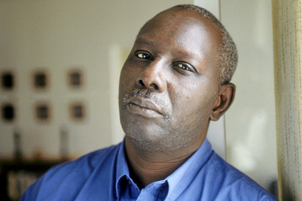 L'écrivain sénégalais Boubacar Boris Diop L'écrivain sénégalais Boubacar Boris Diop