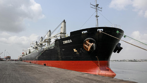 Côte d’Ivoire: le navire Zimrida, chargé de nitrate d’ammonium, a accosté à Abidjan Côte d’Ivoire: le navire Zimrida, chargé de nitrate d’ammonium, a accosté à Abidjan