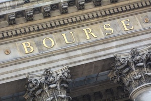 La Bourse de Paris freinée par LVMH La Bourse de Paris freinée par LVMH