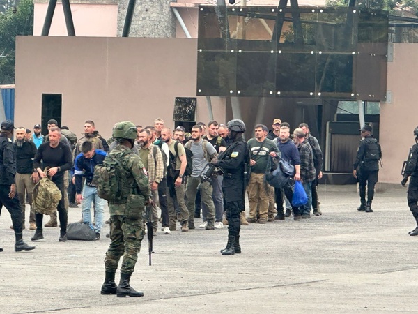 Les mercenaires roumains engagés par Kinshasa depuis plusieurs années Les mercenaires roumains engagés par Kinshasa depuis plusieurs années