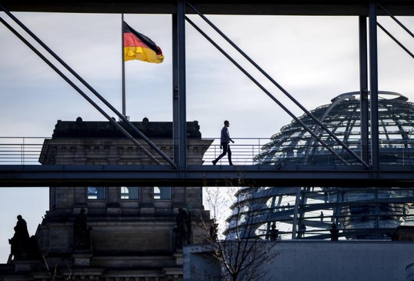 L'Allemagne sous tension à la veille d'un scrutin crucial pour l'Europe L'Allemagne sous tension à la veille d'un scrutin crucial pour l'Europe