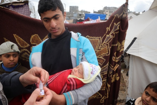 Gaza: 6 bébés meurent de froid dans l'enclave où l'accès de l'aide humanitaire est restreint par Israël Gaza: 6 bébés meurent de froid dans l'enclave où l'accès de l'aide humanitaire est restreint par Israël