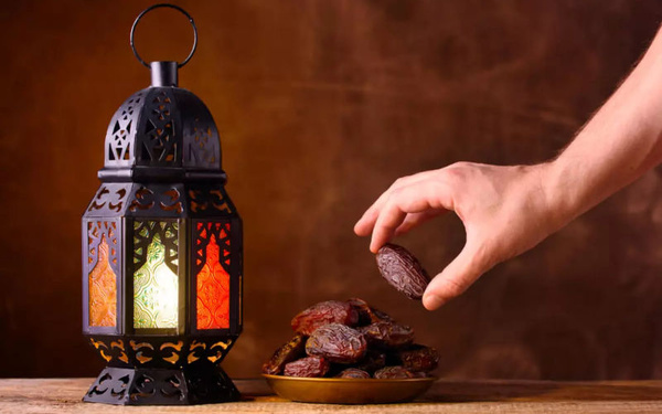 Le jeûne du mois de Ramadan débute samedi au Sénégal, en Arabie saoudite et dans d'autres pays du Golfe Le jeûne du mois de Ramadan débute samedi au Sénégal, en Arabie saoudite et dans d'autres pays du Golfe