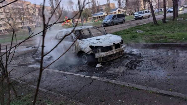 L'Ukraine dénonce des frappes "massives", au moins un mort à Kiev